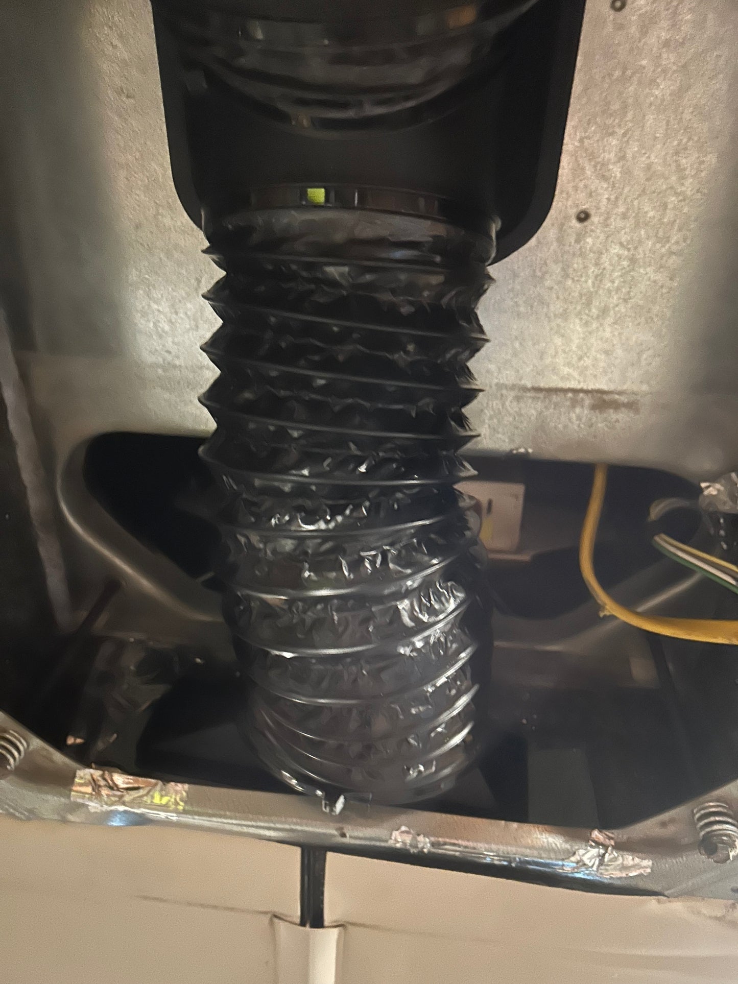 Single Center Line Ducted Coleman Mach 3, 10, 15 & Q - KoolRV Solutions, Inc